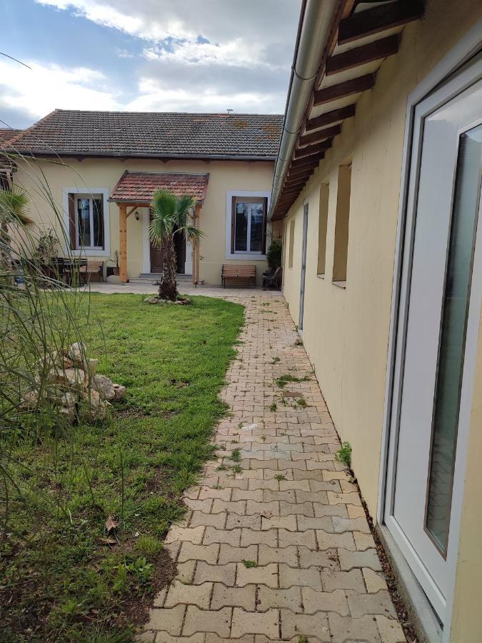 Ferienwohnung Jardin De Coubertin Béziers Exterior foto